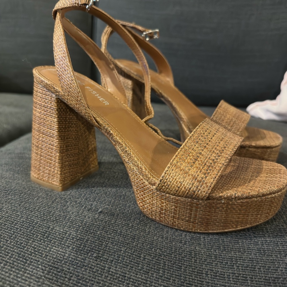 Marc Fisher Women's Sadel Wedge Sandal